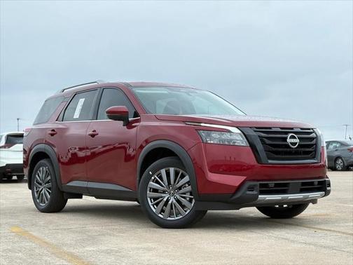 2025 Nissan Pathfinder SL FWD