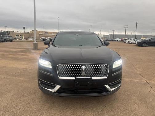 2020 Lincoln Nautilus Reserve
