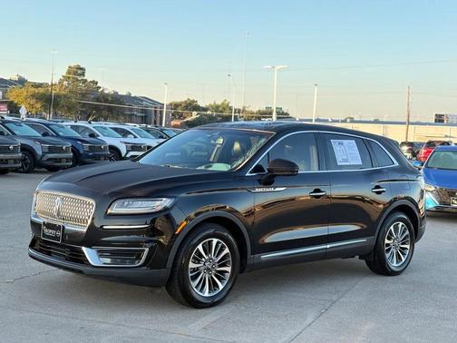 2020 Lincoln Nautilus Reserve