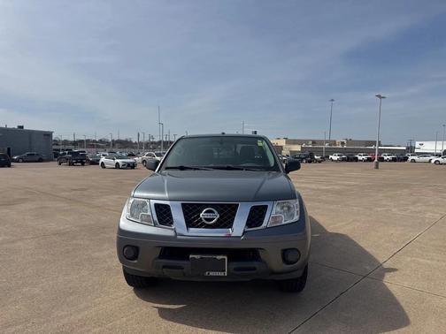2017 Nissan Frontier SV