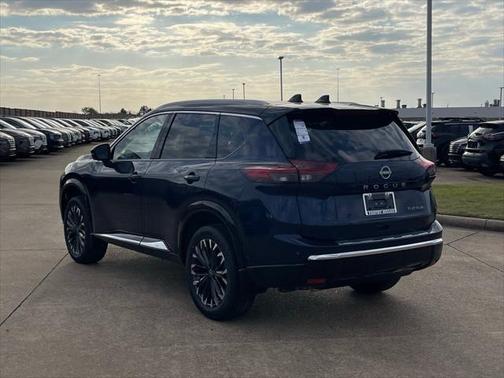 2025 Nissan Rogue Platinum