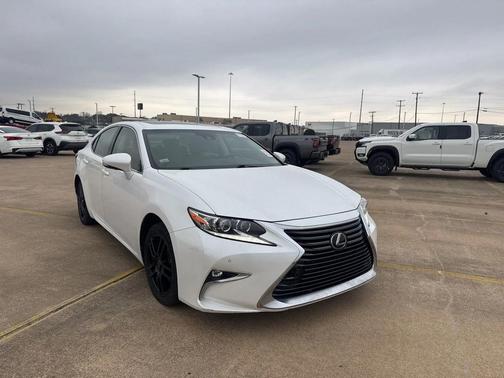 2016 Lexus ES 350 Base
