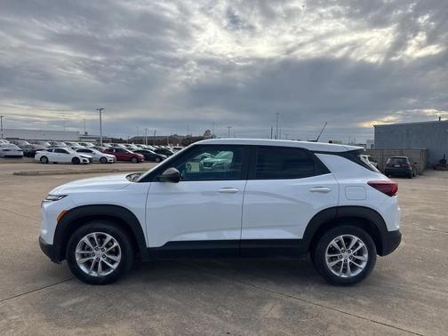 2024 Chevrolet Trailblazer LS