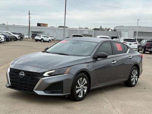 2024 Nissan Altima S FWD