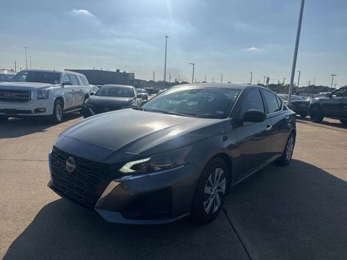 2024 Nissan Altima S FWD