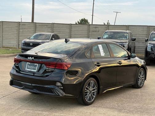 2024 Kia Forte GT-Line