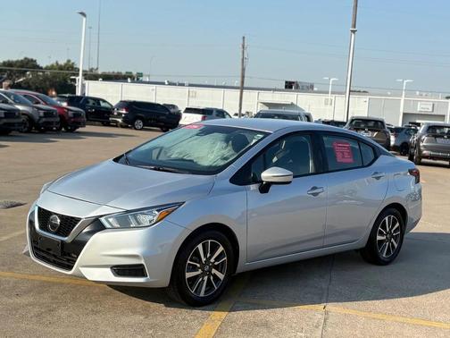 2021 Nissan Versa 1.6 SV
