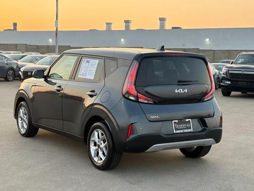 2023 Kia Soul LX