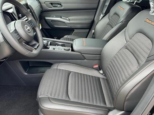 2025 Nissan Pathfinder Rock Creek 4WD