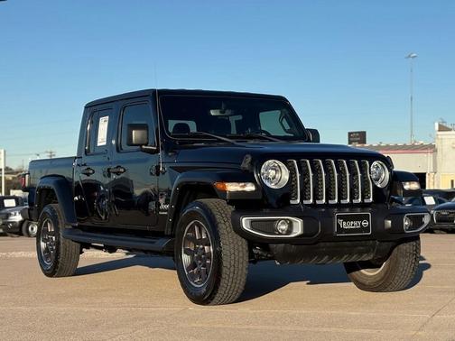 2022 Jeep Gladiator Overland
