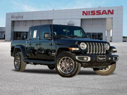 2022 Jeep Gladiator Overland