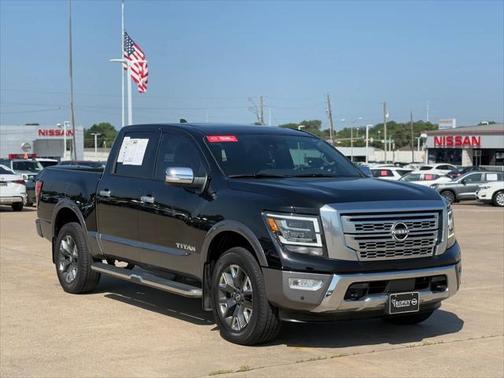 2023 Nissan Titan Platinum Reserve