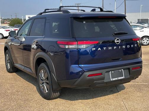 2025 Nissan Pathfinder SV FWD
