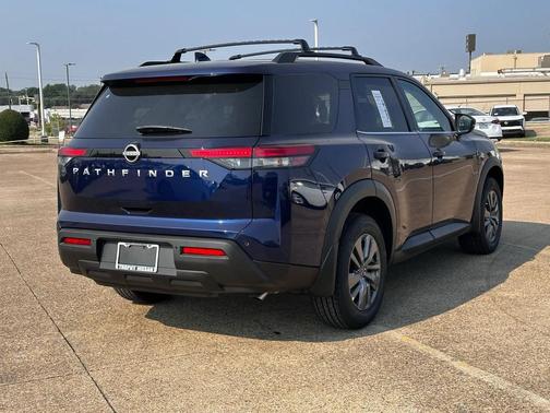 2025 Nissan Pathfinder SV FWD