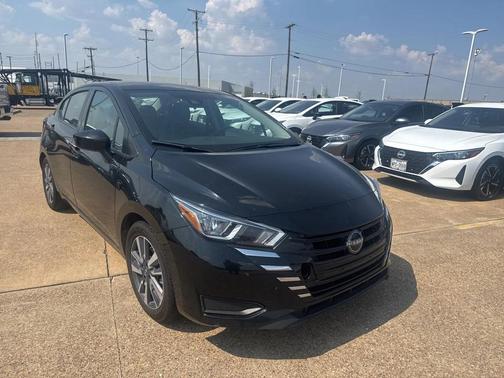 2023 Nissan Versa 1.6 SV