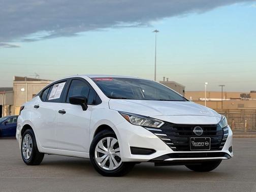 2024 Nissan Versa 1.6 S