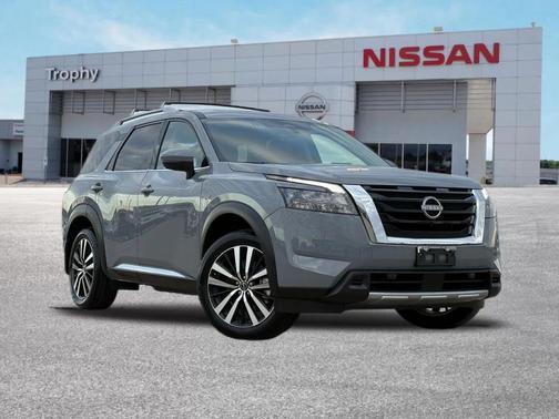 2025 Nissan Pathfinder Platinum 4WD