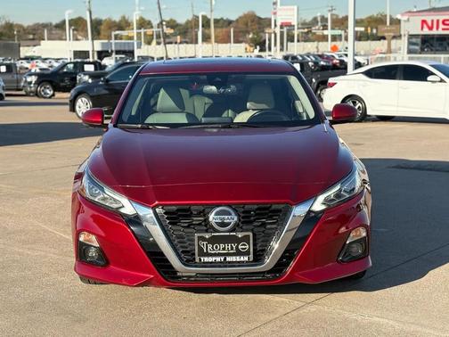 2019 Nissan Altima 2.5 Platinum