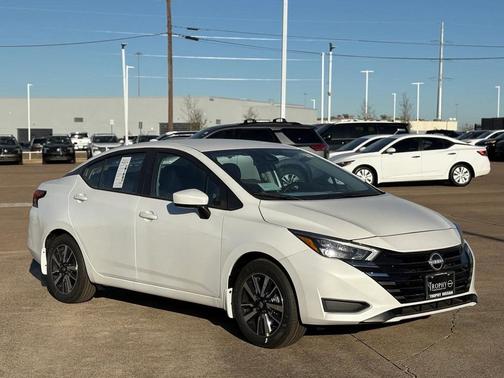 2025 Nissan Versa 1.6 SV