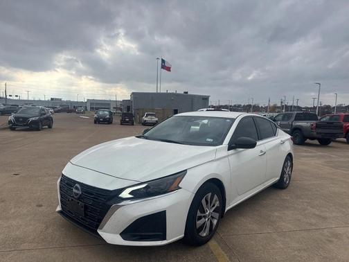 2024 Nissan Altima S FWD