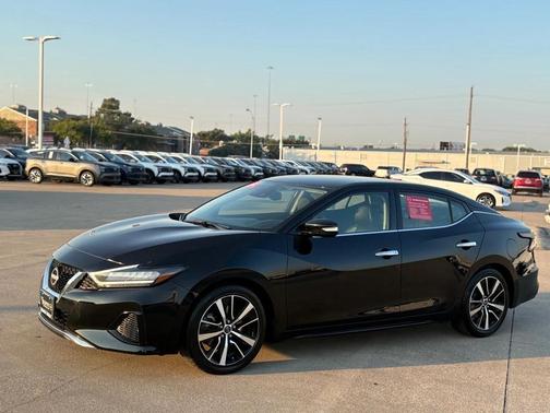 2023 Nissan Maxima SV Xtronic CVT