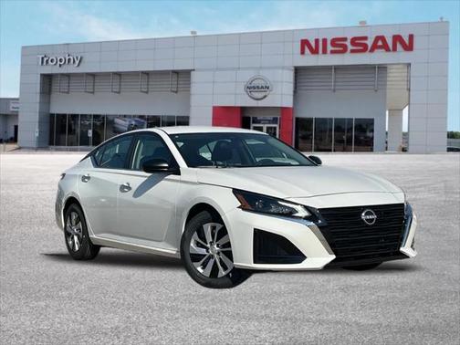 2025 Nissan Altima S FWD