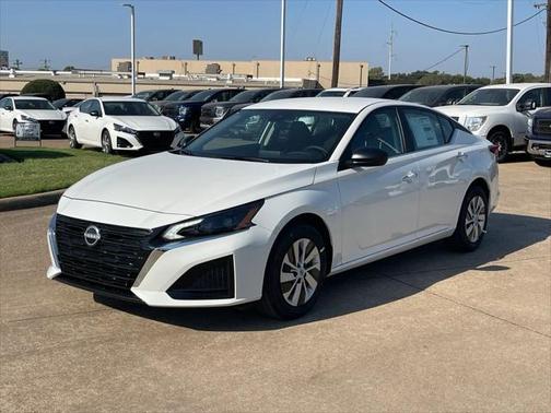 2025 Nissan Altima S FWD