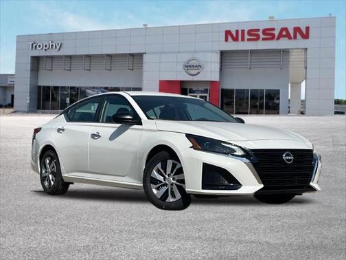 2025 Nissan Altima S FWD