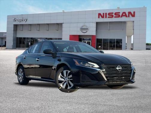2025 Nissan Altima S FWD