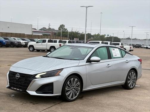 2023 Nissan Altima 2.5 SL