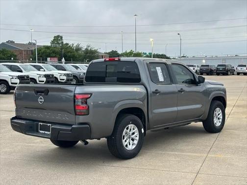 2025 Nissan Frontier S