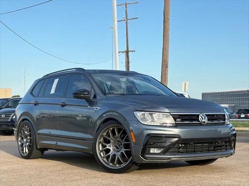 2020 Volkswagen Tiguan 2.0T SE R-Line Black