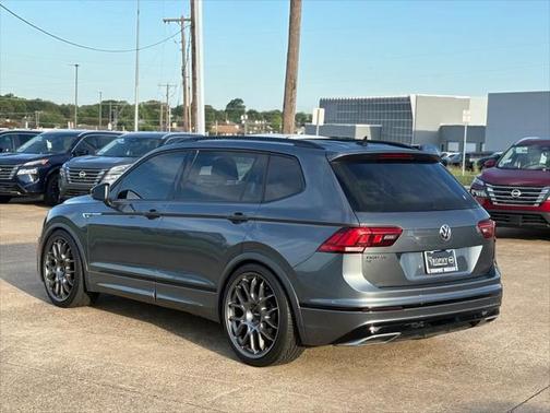 2020 Volkswagen Tiguan 2.0T SE R-Line Black