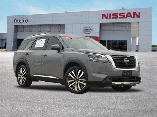 2022 Nissan Pathfinder Platinum 2WD
