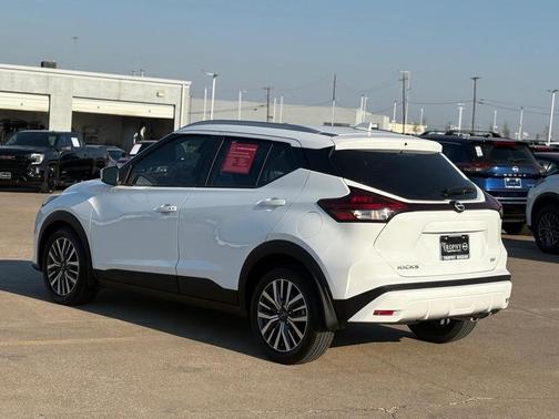 2024 Nissan Kicks SV