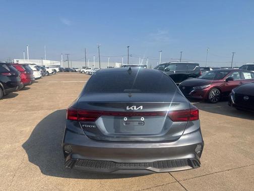 2024 Kia Forte LXS