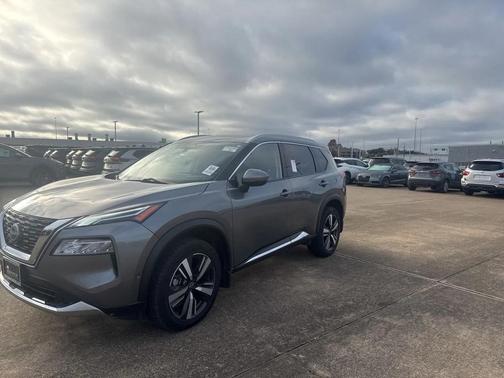 2023 Nissan Rogue Platinum