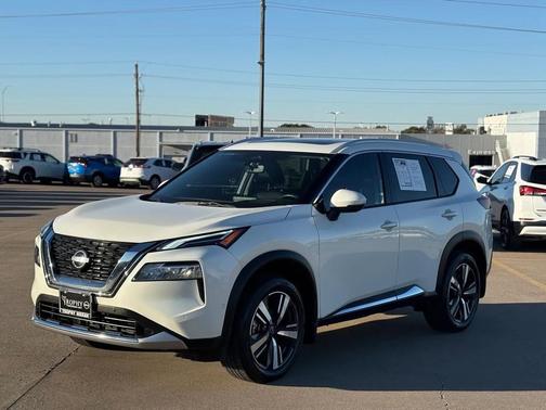 2023 Nissan Rogue Platinum