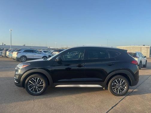 2021 Hyundai TUCSON SEL
