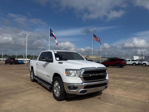 Bright White Clearcoat 2020 RAM 1500 Big Horn/Lone Star