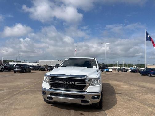 Bright White Clearcoat 2020 RAM 1500 Big Horn/Lone Star