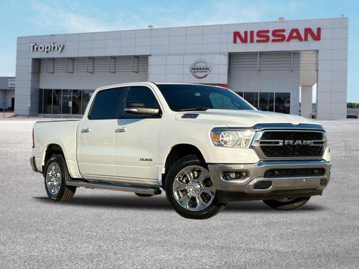 Bright White Clearcoat 2020 RAM 1500 Big Horn/Lone Star