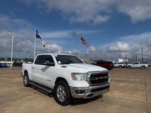 Bright White Clearcoat 2020 RAM 1500 Big Horn/Lone Star
