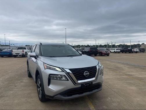 Brilliant Silver Metallic 2023 Nissan Rogue SV