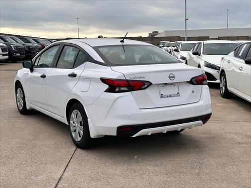 2025 Nissan Versa 1.6 S