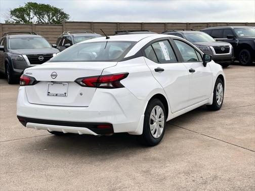 2025 Nissan Versa 1.6 S