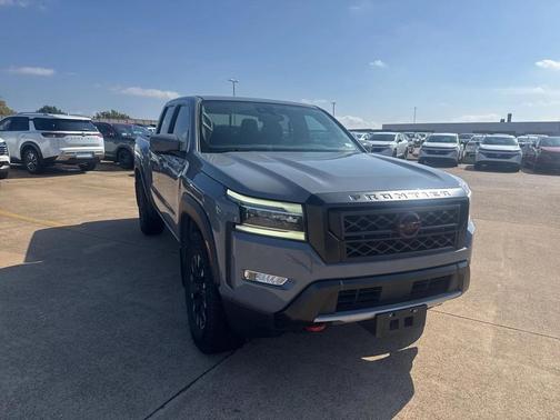 2023 Nissan Frontier PRO-X