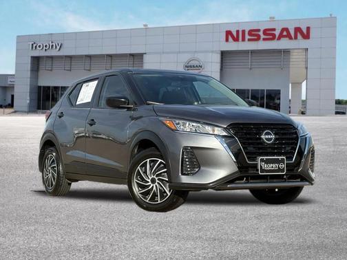 2023 Nissan Kicks S