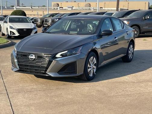2025 Nissan Altima S FWD