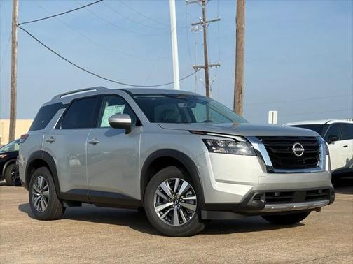 2025 Nissan Pathfinder SL FWD